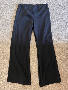 American Eagle Outfitters Black Flare Yoga Pants